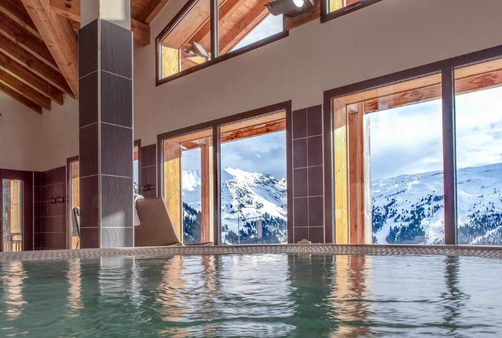 Vue panoramique sur les montagnes plein Sud - T2 Skis aux pieds, Piscine, Jacuzzi Flaine Extérieur photo