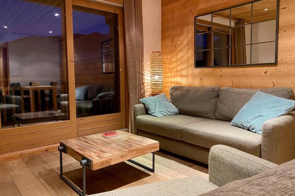 Vue panoramique sur les montagnes plein Sud - T2 Skis aux pieds, Piscine, Jacuzzi Flaine Extérieur photo