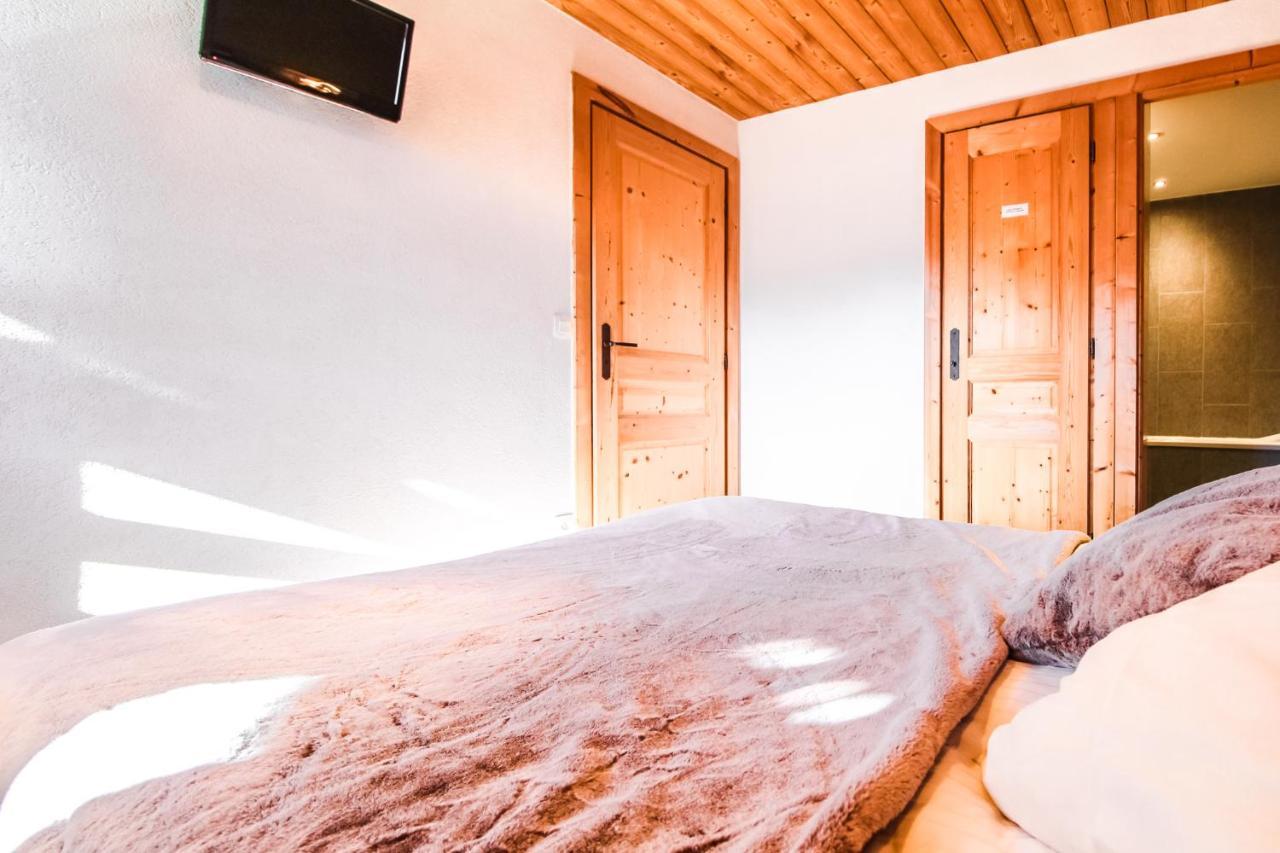 Vue panoramique sur les montagnes plein Sud - T2 Skis aux pieds, Piscine, Jacuzzi Flaine Extérieur photo
