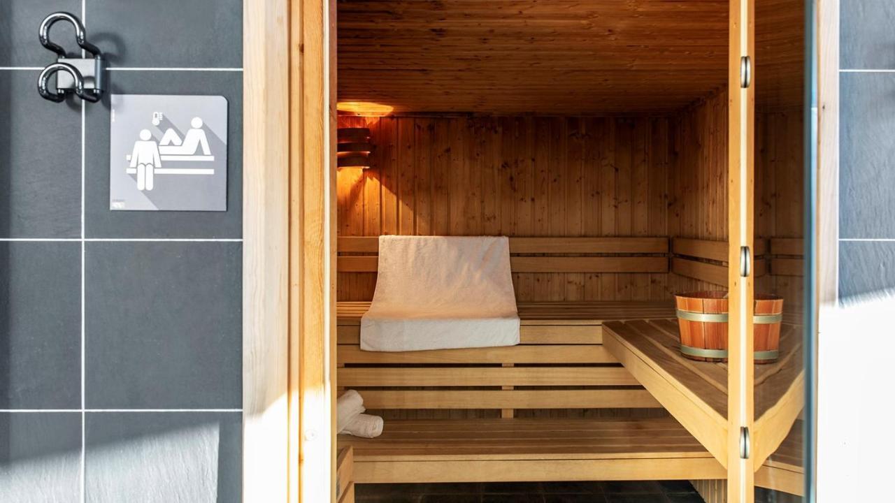Vue panoramique sur les montagnes plein Sud - T2 Skis aux pieds, Piscine, Jacuzzi Flaine Extérieur photo