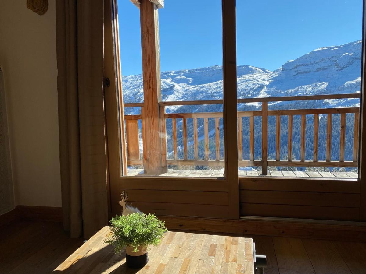 Vue panoramique sur les montagnes plein Sud - T2 Skis aux pieds, Piscine, Jacuzzi Flaine Extérieur photo