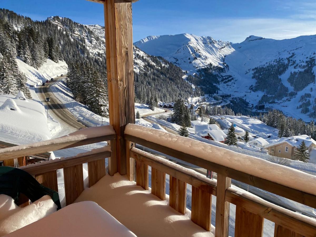 Vue panoramique sur les montagnes plein Sud - T2 Skis aux pieds, Piscine, Jacuzzi Flaine Extérieur photo