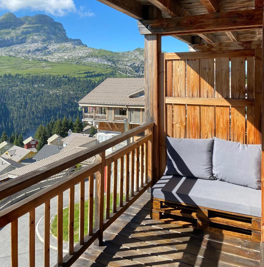 Vue panoramique sur les montagnes plein Sud - T2 Skis aux pieds, Piscine, Jacuzzi Flaine Extérieur photo